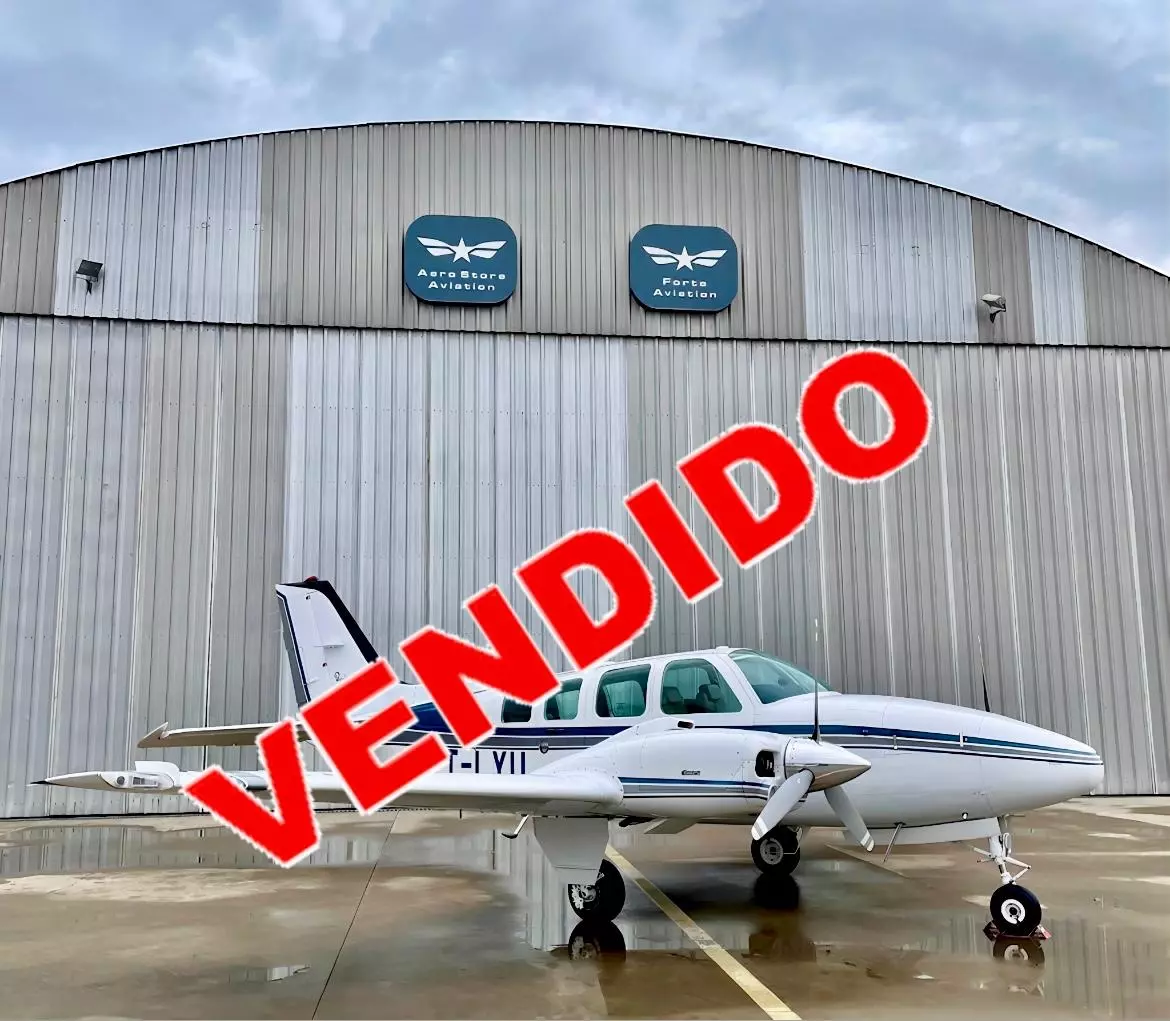 1990 BEECHCRAFT BARON 58